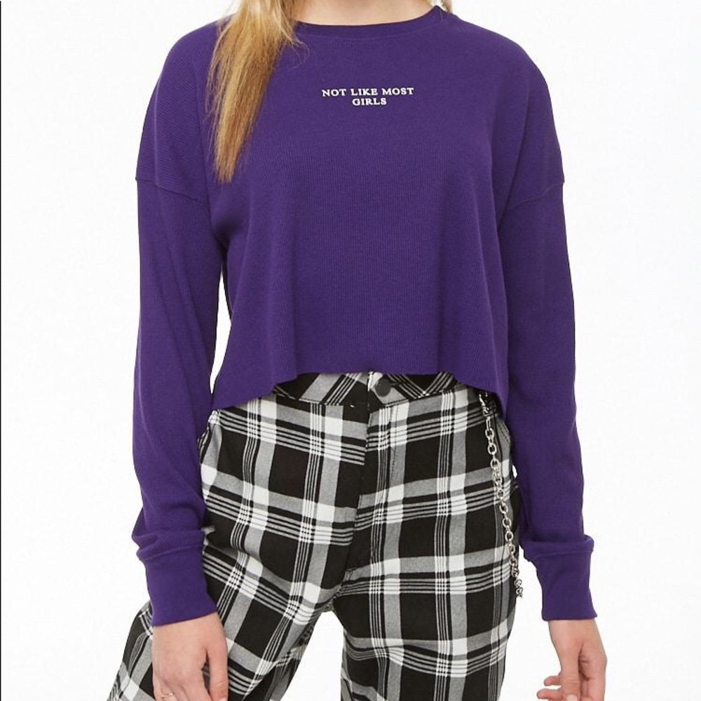 💕 Forever 21 Crop Top “ Not Like Most Girls “ 💕
